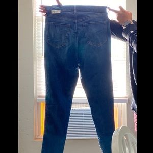 Extra High-Rise Rockstar Super Skinny Old Nay Jeans